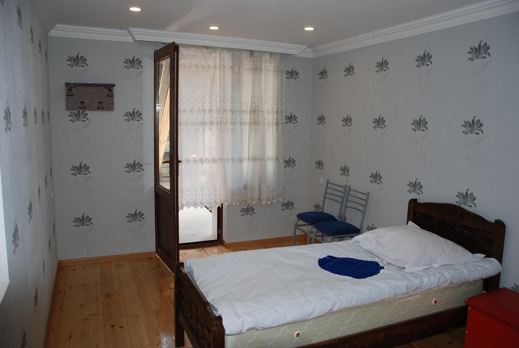 Keti Pilpani Guesthouse メスティア エクステリア 写真