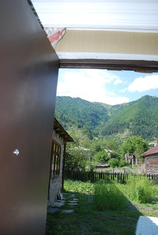 Keti Pilpani Guesthouse メスティア エクステリア 写真