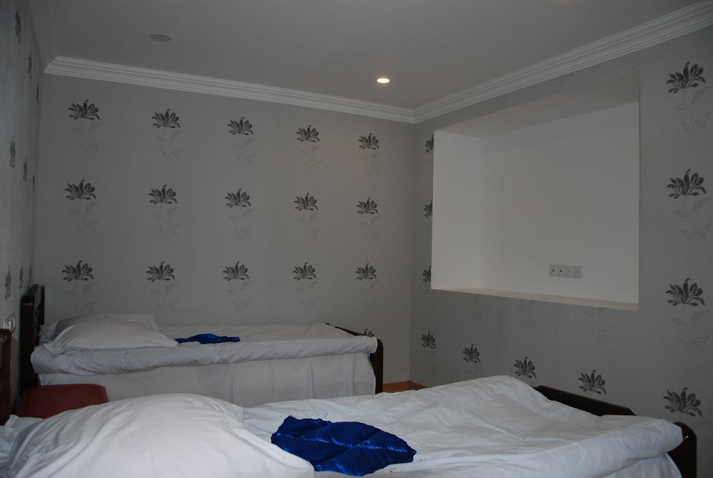 Keti Pilpani Guesthouse メスティア エクステリア 写真