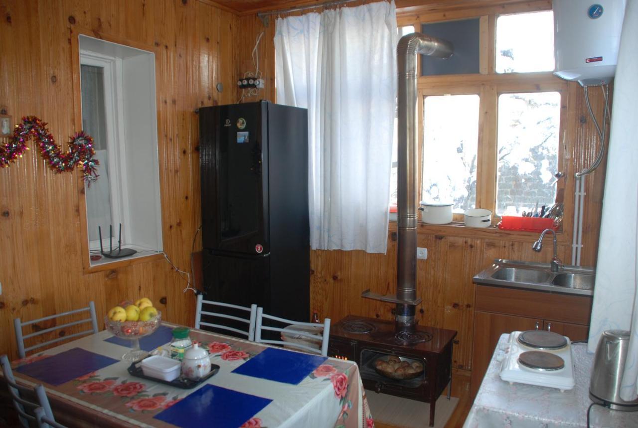 Keti Pilpani Guesthouse メスティア エクステリア 写真