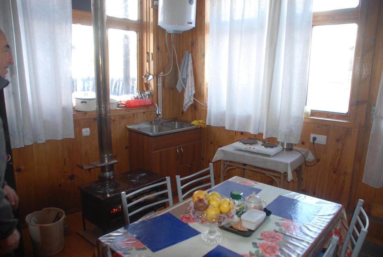 Keti Pilpani Guesthouse メスティア エクステリア 写真